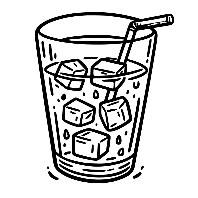 glass of watter with ice