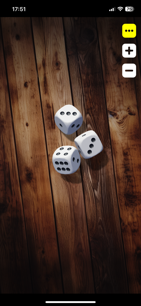 Tres dados blancos 3D sobre un fondo rústico de madera en la aplicación Dice Throw