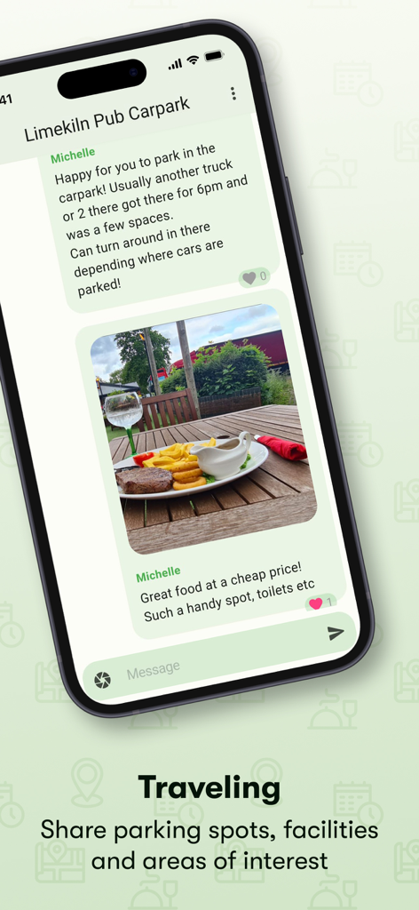 Kip App - Schermata dell'iPhone che mostra l'app Kip con un messaggio condiviso su un parcheggio per pub comprensivo di una foto di un pasto e consigli sul parcheggio.