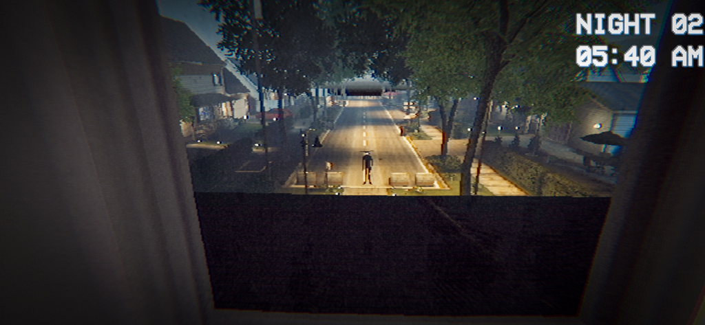 Boisvert アナログホラーゲームで、夜の郊外の通りに立つ暗い人物。