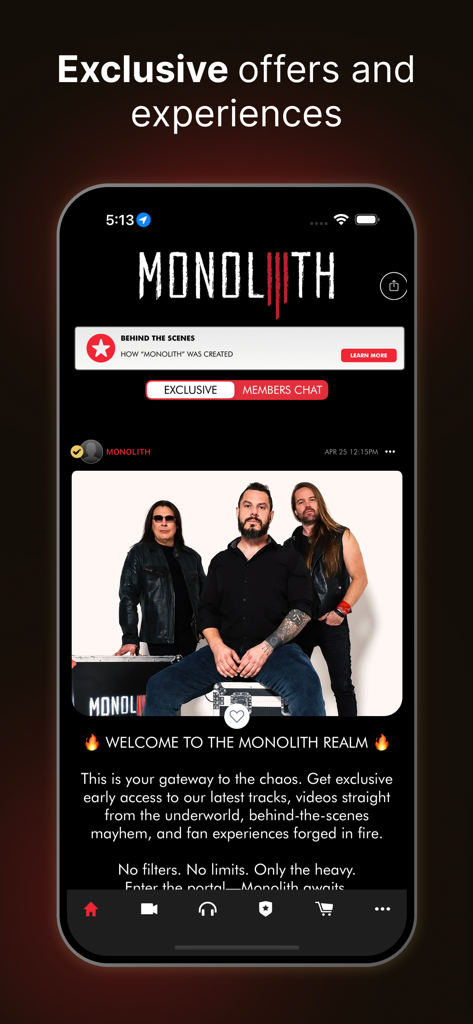Interfaccia dell'app Monolith Official che mostra la band e un messaggio di benvenuto per contenuti esclusivi per superfan.
