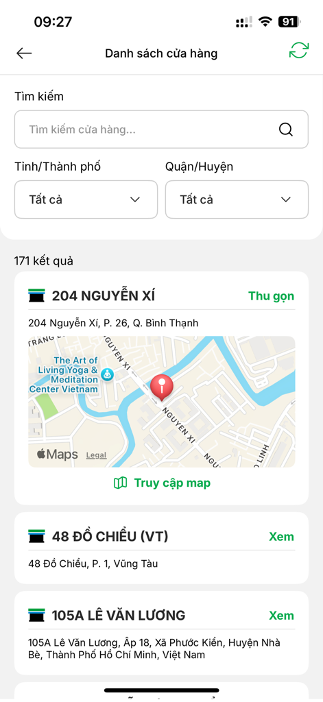 FamilyMart VietNam - Interfaz de la aplicación FamilyMart Vietnam que muestra una lista de tiendas con ubicaciones en el mapa