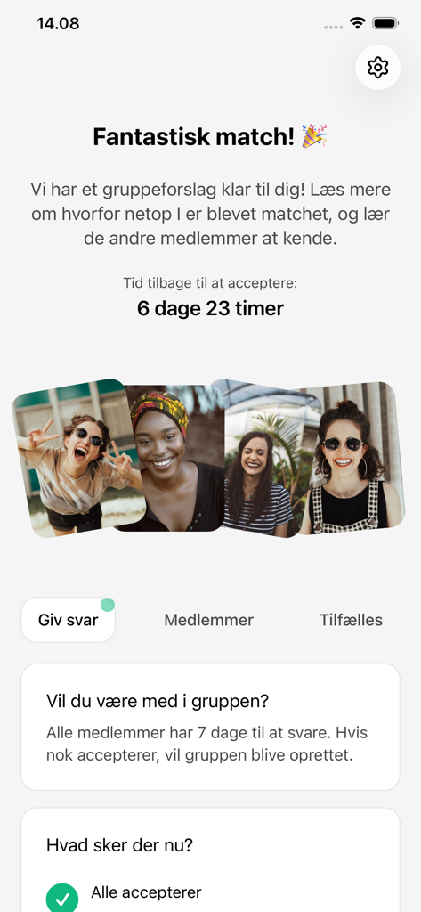 POPPY - La interfaz de la app POPPY mostrando una notificación de coincidencia fantástica para un nuevo grupo de padres con fotos de posibles miembros.