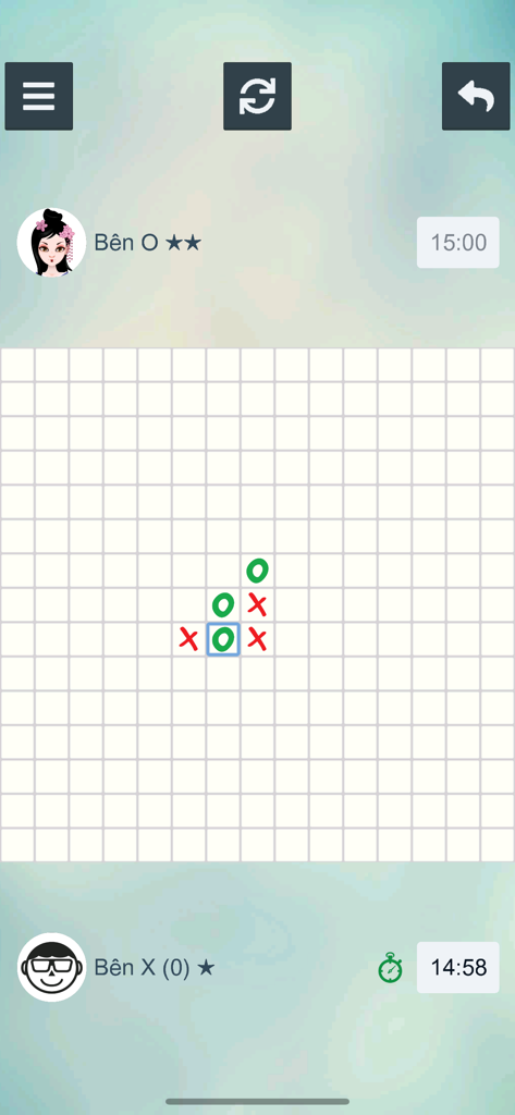 Gameplay of Caro showing a fifteen by fifteen grid with X and O marks and player timers