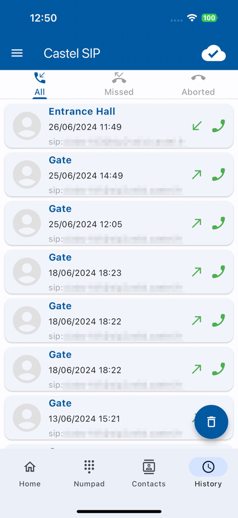 Castel SIP - Interface de l'historique des appels de l'application Castel SIP montrant les journaux d'interphone pour le portail et le hall d'entrée