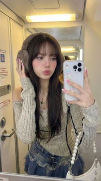 انا شمس اختي قمر مره احبه وكمن لانا بنت خالتي 🌼