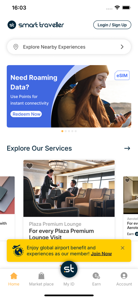 Smart Traveller app home screen displaying airport services and reward options