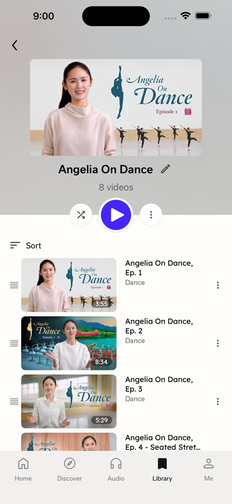 Une liste de vidéos de tutoriels de danse classique chinoise intitulée Angelia On Dance dans la bibliothèque de l'application Shen Yun Creations