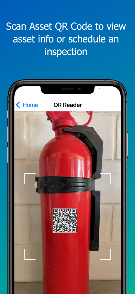 KPA Flex: Safety Management - Aplicativo móvel KPA Flex escaneando um código QR em um extintor de incêndio para gerenciamento de ativos