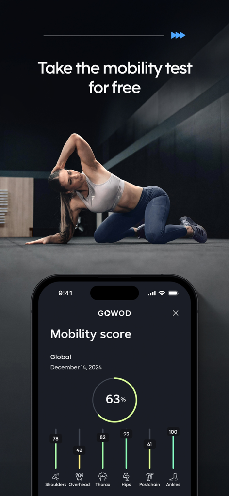 GOWOD – Mobility & Stretching - GOWOD 앱이 개인 맞춤형 퍼포먼스 점수를 표시하며 모빌리티 스트레칭을 하는 운동선수