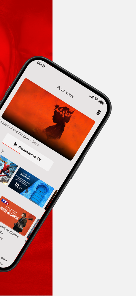 Écran d'accueil de l'application SFR TV sur iPhone montrant des films et des séries