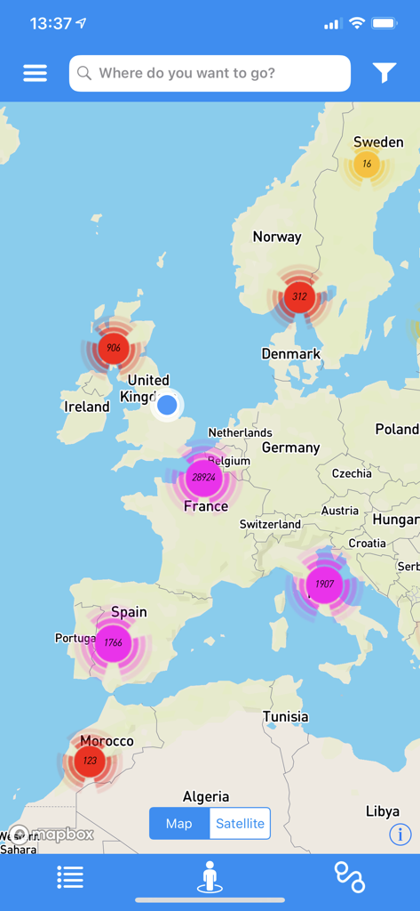 Map of Europe in searchforsites app showing available motorhome stopovers and campsites.