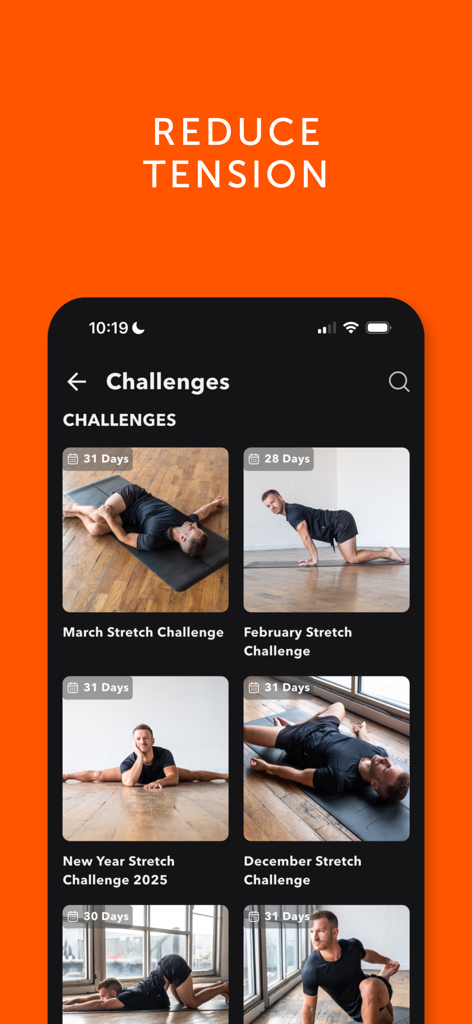 Stretch: Stretching & Mobility - Interface do aplicativo móvel mostrando desafios mensais de alongamento e mobilidade