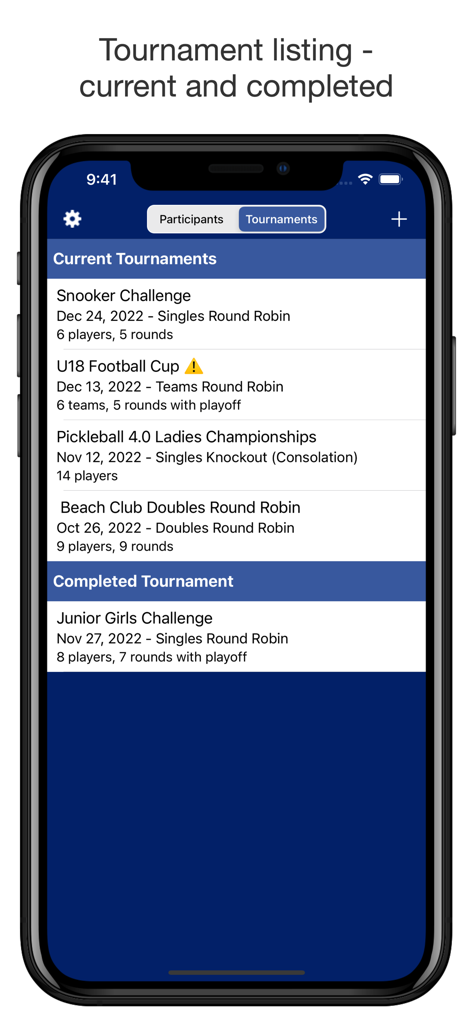 Uno schermo di smartphone che mostra un elenco di tornei sportivi attuali e completati, inclusi pickleball e calcio, nell'app All-Play-All Round Robin.