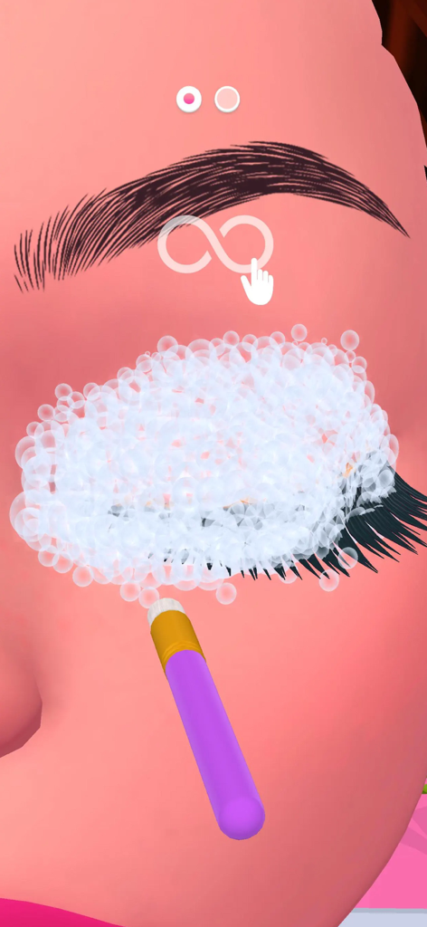 Lash Salon - Wimpern mit Seifenblasen und einer Bürste in Lash Salon reinigen