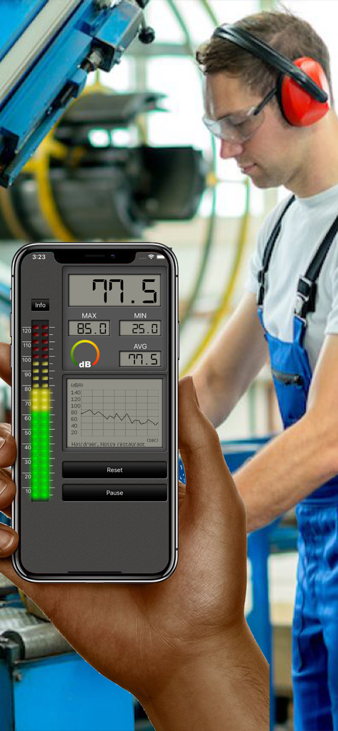 La aplicación Decibel Metre mostrando niveles de sonido en un entorno de fábrica.