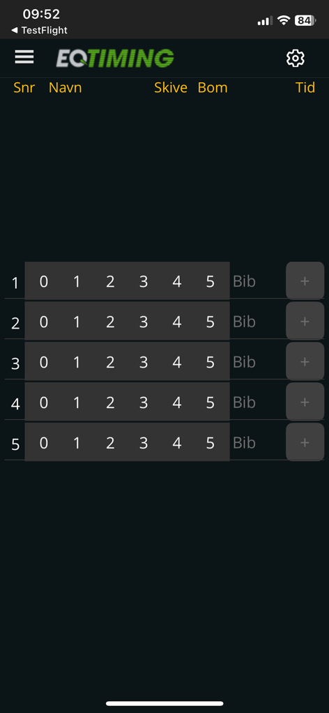 Interfaz de la aplicación móvil EQ Timing para registrar números de dorsal de atletas y resultados de carreras