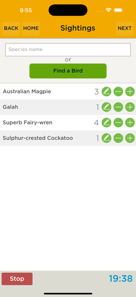 L'interfaccia dell'app Aussie Bird Count che mostra un elenco di avvistamenti di uccelli registrati con nomi di specie e un timer di conteggio