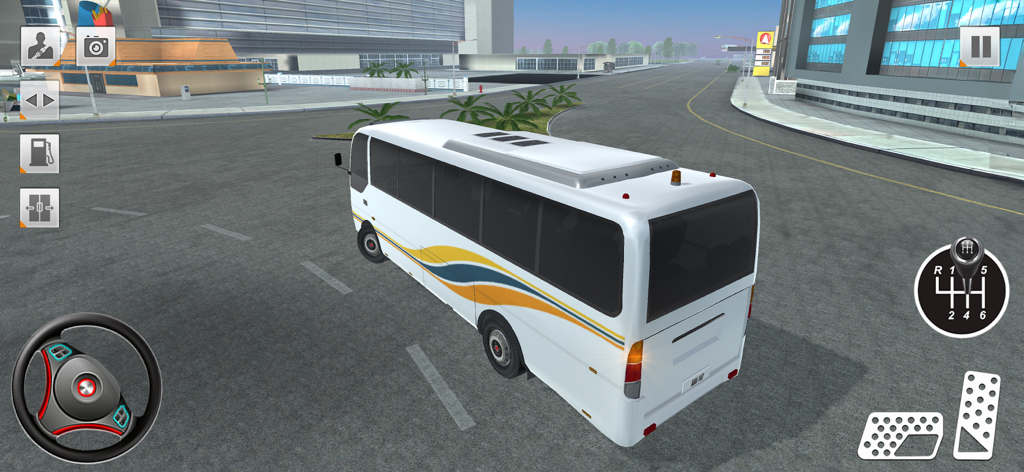 Bus Simulator Driving Game 3D - 3Dシミュレーションゲームの市街地道路を走行する白いコーチバス。画面上に運転コントロールが表示されている。