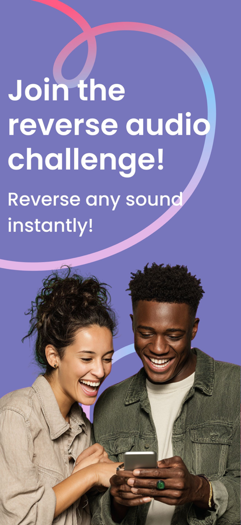 Flip Audio - Reverse Voice - Zwei junge Leute lachen, während sie die Flip Audio App benutzen, um an einer Reverse-Voice-Challenge teilzunehmen