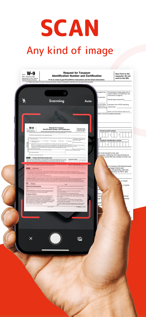PDFエディターアプリを使用してW-9税務フォームをスキャンするスマートフォンを使用している人