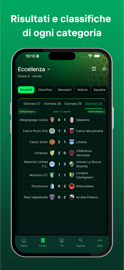 Screenshot of the Tuttocampo app showing soccer match results and league standings in Italy
