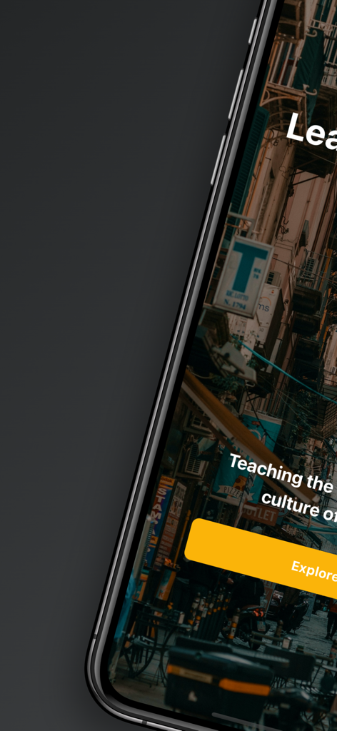 Introductory screen of the Learn Neapolitan app with a Naples street background.