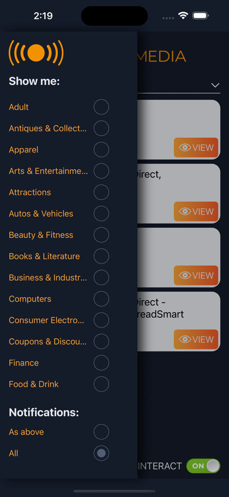 SonicMedia - Seitennavigationsmenü in der SonicMedia-App mit Einkaufs kategorien wie Kleidung und Kosmetik mit Benachrichtigungs optionen
