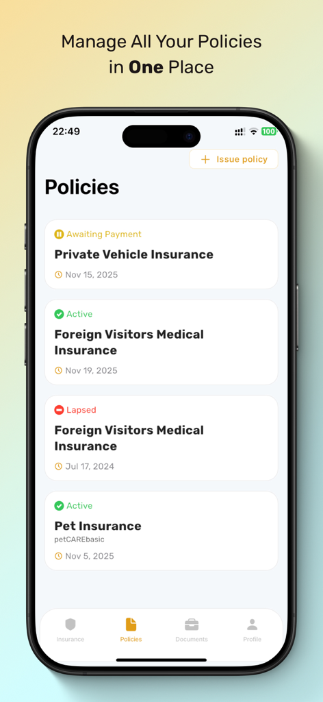 One Insurance Cyprus - Interfaz de la aplicación móvil mostrando una lista de pólizas de seguro activas y pendientes para cobertura de vehículos, médicos y mascotas