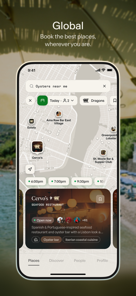 Vista mappa dell'app Places che mostra le raccomandazioni di ristoranti curati e le opzioni di prenotazione in tempo reale a New York City.