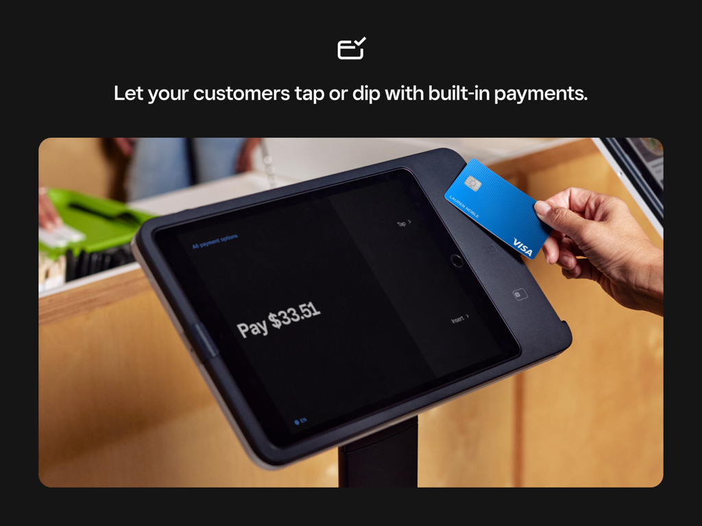 Square Kiosk - クレジットカードでSquare Kiosk端末で支払いをする顧客