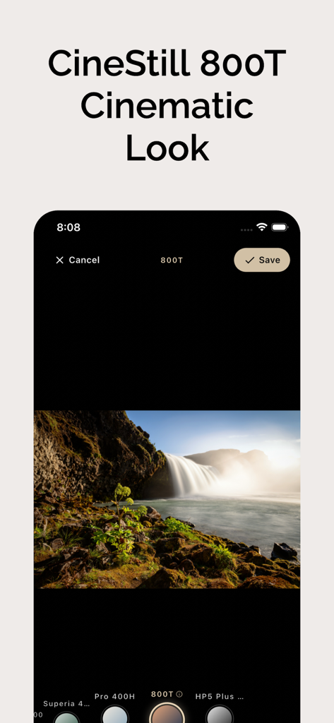 Film Camera - 底片風格相機 - Interfaz de la aplicación Film Camera mostrando el filtro cinematográfico CineStill 800T aplicado a una foto de paisaje con un selector giratorio