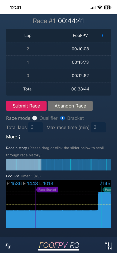 FPVSIM-TIMER - Panel de cronometraje de carreras de drones FPV que muestra los tiempos de vuelta de los pilotos y la configuración de la carrera.