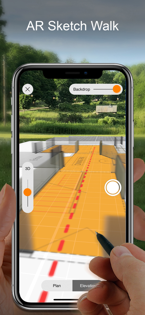 Morpholio Trace - Sketch CAD - Un architecte utilise Morpholio Trace AR Sketch Walk pour projeter un plan d'étage 3D sur un site réel.
