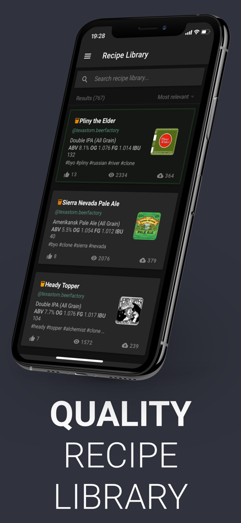 Brewfather 모바일 앱이 다크 모드에서 수제 맥주 복제 레시피가 포함된 고품질 레시피 라이브러리를 보여줍니다.