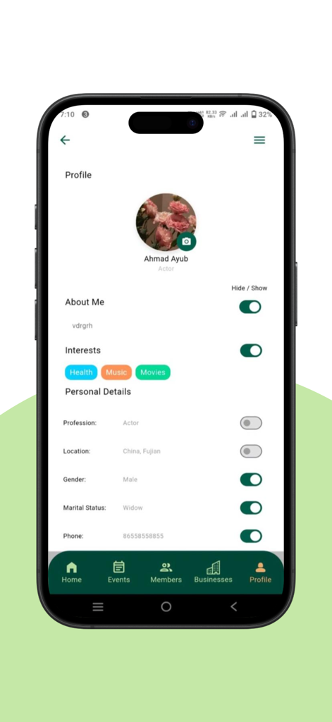 Arab Socials - User profile screen in the Arab Socials app showing personal details and privacy toggles
