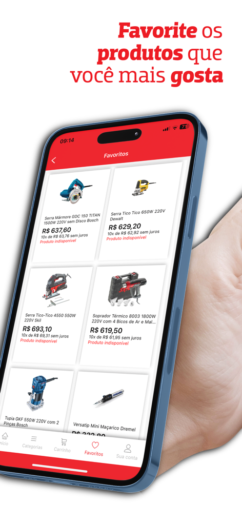 Potiguar Home Center 앱에서 전동 공구 즐겨찾기 목록을 표시하는 휴대폰을 들고 있는 손