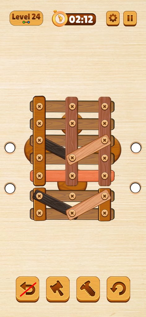 Wood Nuts & Bolt: Screw Puzzle - Captura de pantalla del juego de Wood Nuts and Bolts Screw Puzzle que muestra tablones de madera y tornillos en una interfaz de nivel.