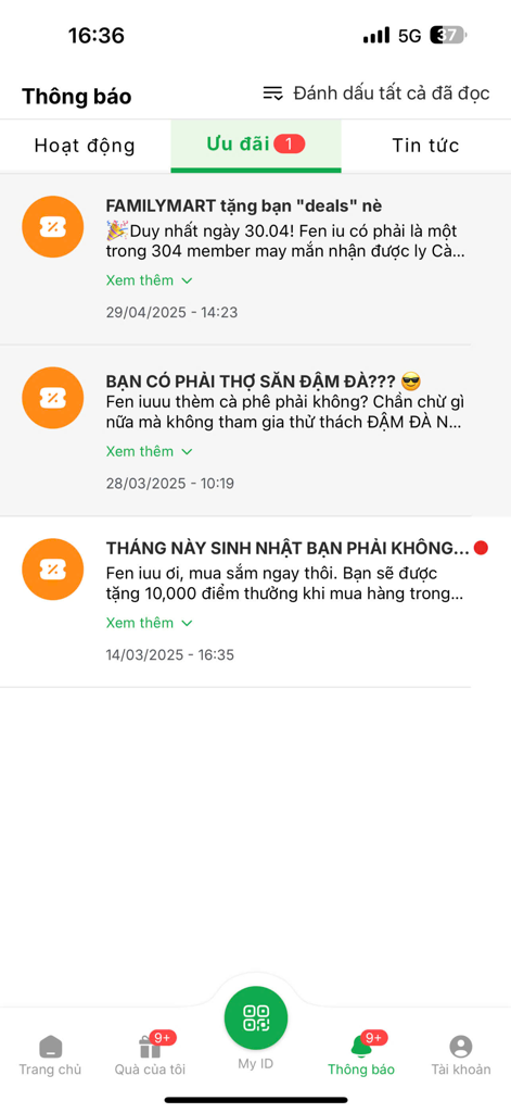 FamilyMart VietNam - Una captura de pantalla de la pantalla de notificaciones de la aplicación FamilyMart Vietnam que muestra ofertas promocionales, ofertas de café y mensajes de recompensas de fidelidad.