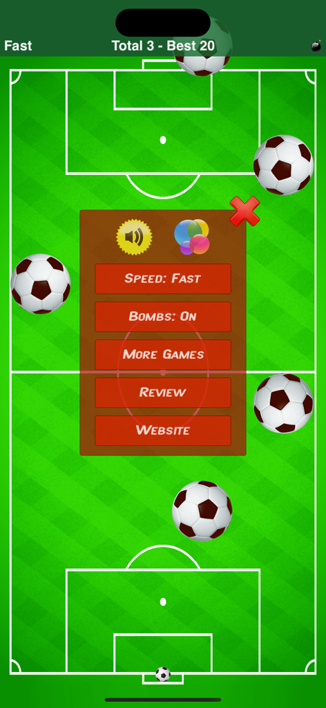 Menu delle impostazioni di Calcio Portiere che mostra velocità veloce e opzioni bomba su un campo da calcio