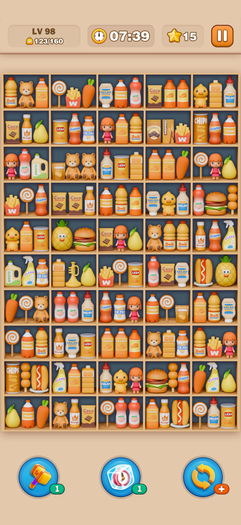 Goods Triple Match: Sorting 3D のゲームプレイ画面。様々な3D食品が置かれた棚のグリッドが表示されています