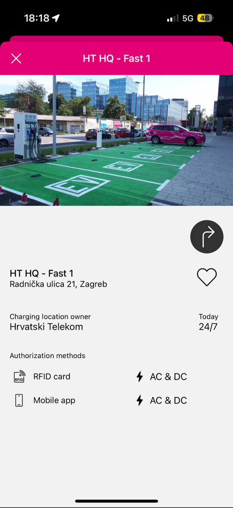 espoTs - ザグレブの場所と認証方法を示すespoTsアプリのEV充電ステーションの詳細