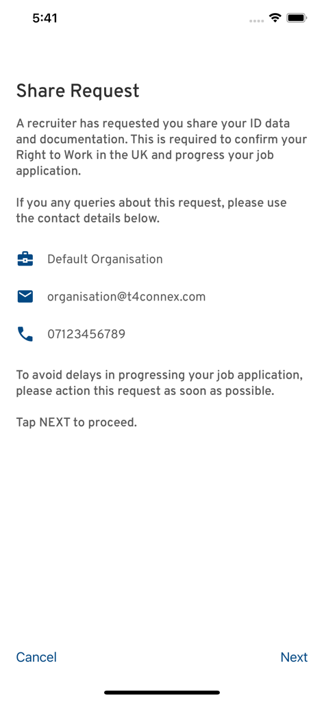 Un écran de demande de partage dans l'application Experian Candidate RTW pour fournir des documents d'identité à un recruteur.