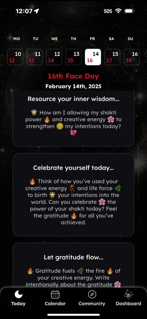 Interface de l'application Lightbody montrant les aperçus lunaires quotidiens et les invitations à la journalisation spirituelle pour l'énergie créative et la gratitude.