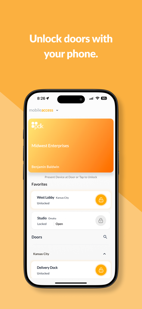 PDK Access by ProdataKey - Aplicación PDK Access en un teléfono móvil mostrando tarjetas de acceso digitales y botones de estado de puerta
