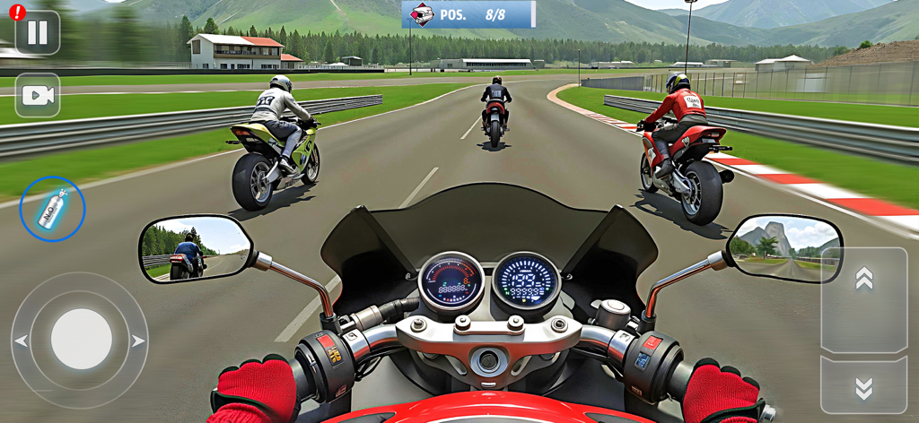 GT Bike Racing Motorcycle Game - Vista en primera persona de una carrera de motos a alta velocidad en una pista profesional en GT Bike Racing