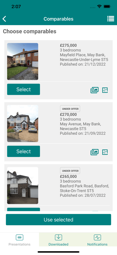 Acaboom - Acaboom-App-Oberfläche, die eine Liste vergleichbarer Immobilienangebote mit Fotos, Preisen und Adressen zur Immobilienmarktbewertung anzeigt