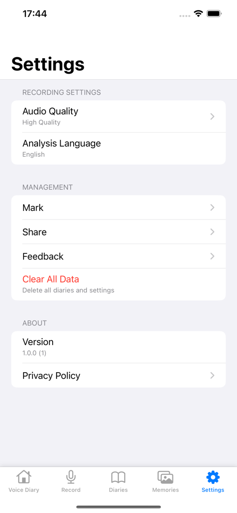VionEcho - Settings screen of the VionEcho voice diary app showing recording options management tools and privacy policy