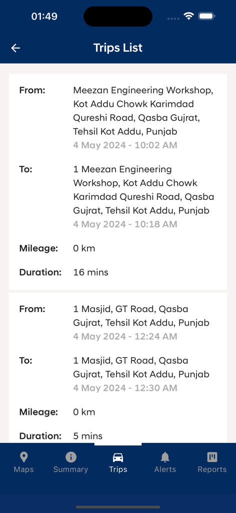 Fahrtenliste in der PX Flottenmanagement-App mit Details zu Fahrzeugreisen, einschließlich Start- und Endorten, gefahrener Kilometer und Dauer.