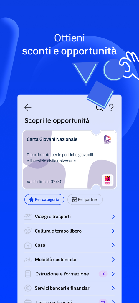 IO - Interfaz de la app IO que muestra la Tarjeta Nacional de la Juventud y categorías de descuentos para viajes y cultura.